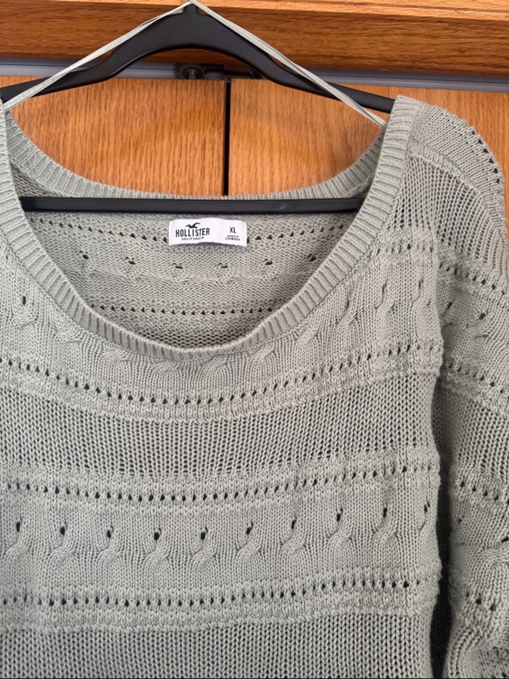 NWOT HOLLISTER Light Sage Knit Drop-Shoulder Sweater - Picture 2 of 3